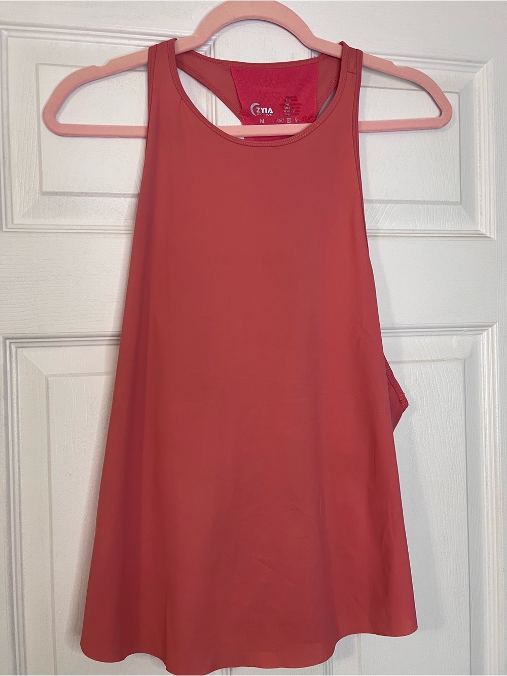 #638 Zyia Active Medium Racerback Workout Tank Coral Athletic Performance Top